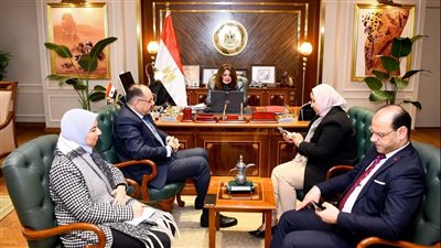 وزيرة الهجرة: حريصون على تعزيز استثمارات المصريين بالخارج في مصر وإتاحة قنوات مختلفة للتحويلات
