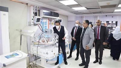 وزير الصحة يوجه بإعادة توزيع فرق التمريض بمستشفى العياط على المنشآت الطبية بالجيزة 