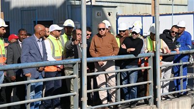وزير الري يتفقد مشروع تحديث أنظمة تشغيل ومراقبة مفيض قناطر إسنا الجديدة 