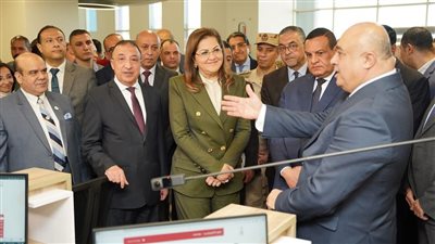 وزيرا التخطيط والتنمية المحلية ومحافظ الإسكندرية يفتتحوا مركز خدمات مصر