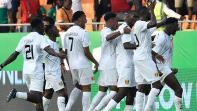 المنتخب الكاميروني يسقط في فخ التعادل أمام غينيا المنقوص