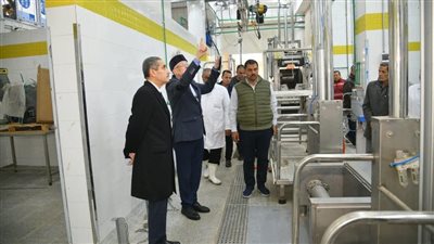 محافظ الغربية يتفقد التجهيزات النهائية بالمجزر النصف الآلي بقرية شوني
