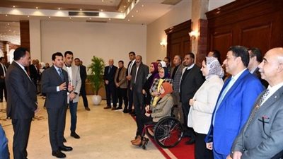 وزير الشباب والرياضة يوجه بتقديم افضل الخدمات للشباب والاسر المصرية بالمدن الشبابية والرياضية