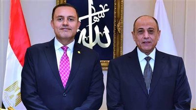 وزير الطيران المدنى يستقبل سفير دولة قطر لتعزيز آليات التعاون المشترك 