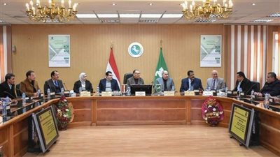 لدفع عجلة الاستثمار... محافظ الشرقية يترأس اجتماع مجلس إدارة المناطق الصناعية