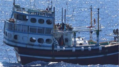 البحرية الهندية تعلن تحرير سفينة صيد إيرانية استولى عليها قراصنة قبالة الصومال