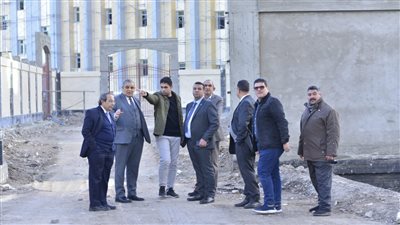 رئيس جامعة كفر الشيخ يتفقد الموقع العام للمدينة الطبية بالجامعة