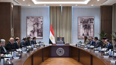 رئيس الوزراء يؤكد حرص الدولة على تحسين مستوى معيشة المواطنين