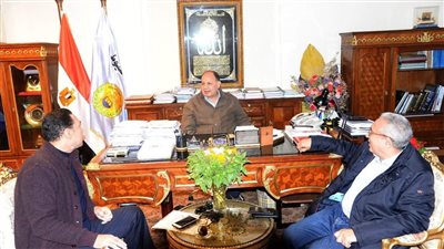 محافظ أسيوط: تعاون مستمر مع أعضاء مجلسي النواب والشيوخ لتحقيق مطالب المواطنين 