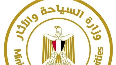 وزير السياحة يصدر قراراً بتشكيل لجنة لمراجعة مشروع الترميم المعماري لهرم منكاورع