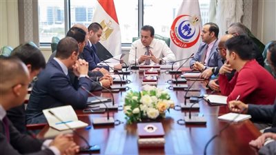 وزير الصحة يناقش مقترحات تنفيذ المنشآت الذكية ضمن مشروع المدينة الطبية للمستشفيات والمعاهد التعليمية