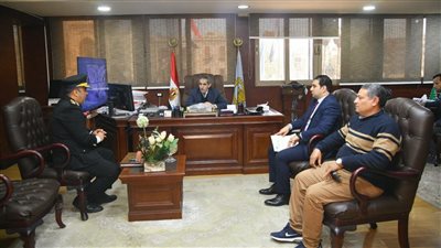مع عودة الدراسة..محافظ الغربية يتابع استمرار جهود تيسيرالحركةالمرورية بشوارع مدن وقرى المحافظة