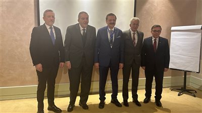 الوكيل واوغلو يبحثان تنفيذ التوجيهات الرئاسية والوصول بالتبادل التجاري بين مصر وتركيا الي 15 مليار دولار