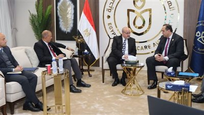 رئيس هيئة الرعاية الصحية يلتقي ممثل منظمة الصحة العالمية بمصر ويهنأه على توليه المنصب الجديد