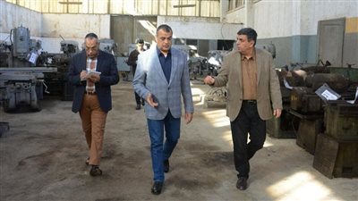 وزير الإنتاج الحربي يتابع انتظام سير العمل في 