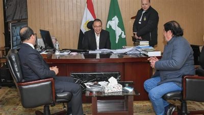 محافظ الشرقية يلتقي نواب البرلمان لإستعراض وحل مشاكل دوائرهم