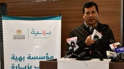 احتفالا باليوم العالمي لمكافحة السرطان… وزير الشباب يطلق اشارة بدء ماراثون بالتعاون مع مؤسسة بهية