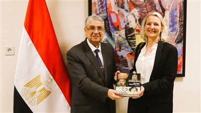 وزير الكهرباء يستقبل  مفوضة الطاقة الأوروبية لبحث سبل دعم وتعزيز التعاون