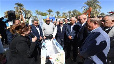 وزير الإسكان: تنفيذ 37 مشروعًا لمياه الشرب والصرف الصحي بالوادي الجديد منذ 2014 وحتى الآن