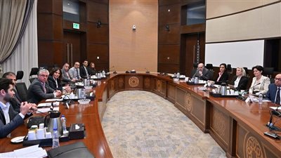 مساعد أول رئيس الوزراء تستعرض مع وفد الاتحاد الأوروبى فرص التعاون بمجال الهيدروجين الأخضر
