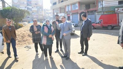 محافظ الغربية يتفقد أعمال الرصف والتطوير ويتابع أعمال النظافة بمحيط المدارس بالسنطة