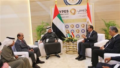 وزير البترول يستعرض مع شركة توتال خططها المستهدفة فى مجال توزيع وتسويق الوقود