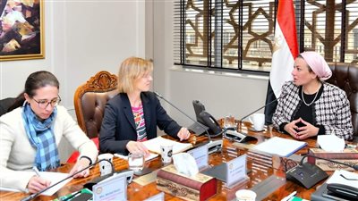 وزيرة البيئة: نسعى لشراكات أكبر مع القطاع الخاص والجهات المانحة فى مجال المخلفات الصلبة