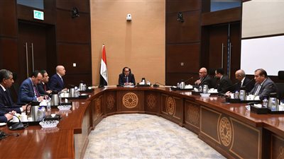 رئيس الوزراء يلتقي مسئولي تحالف مصري سعودي للمساهمة في تنفيذ المشروعات بالمملكة