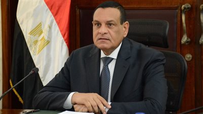 وزير التنمية المحلية يستعرض تقريرًا عن جهود مبادرة «صوتك مسموع» خلال إبريل 