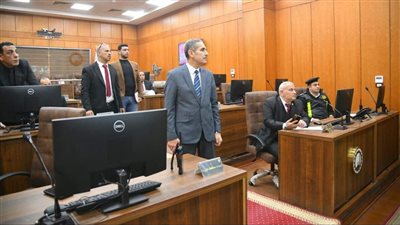 محافظ الغربية يتابع الحملات المكبرة للنظافة ورفع الإشغالات بشوارع المحافظة 