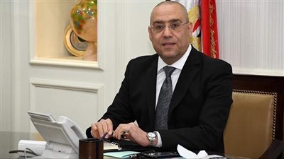وزير الإسكان يصدر قرارا بإزالة مخالفات البناء الواقعة بجزيرة الوراق