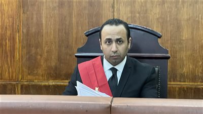 سنة مع الشغل.. حبس الاب ومساعديه في واقعة خطف طفلتي الأسانسير 