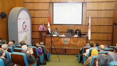 معهد التخطيط القومى  يقيم   «دور الذكاء الاصطناعي في قضيتي البعد الاجتماعي والثقافي » 