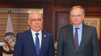 النائب العام يلتقي رئيس بعثة الاتحاد الأوروبي في مصر 