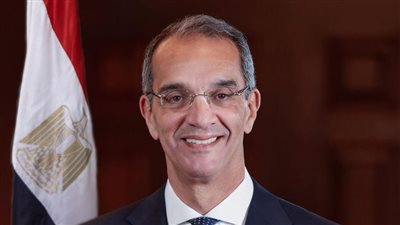 وزير الاتصالات يغادر إلى برشلونة للمشاركة فى المؤتمر العالمى للهواتف المحمولة MWC 2024