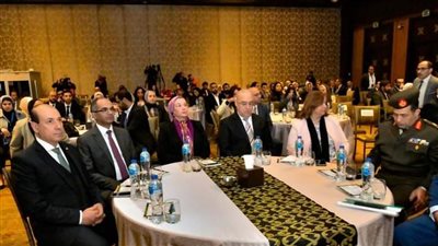 وزيرة البيئة تثنى على مبادرة «الإسكان الأخضر» في الحفل الختامي 