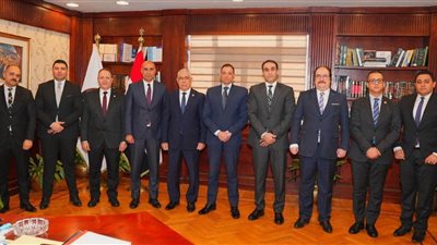 النائب العام يستقبل رئيس الاستئناف لنيابة استئناف القاهرة لعرض الكشوف ربع السنوية 