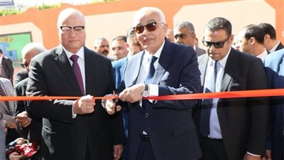 وزير التعليم ومحافظ القاهرة يفتتحان مدرسة مصر المتكاملة للغات 