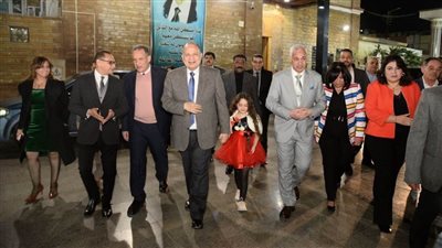 محافظ أسيوط يشهد الندوة التثقيفية 
