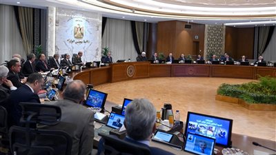 مجلس الوزراء يقرر مواعيد العمل الرسمية للعاملين بالجهاز الإداري خلال رمضان