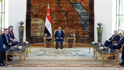 الرئيس السيسي يستقبل وفد لجنة الشئون الخارجية بمجلس العموم البريطاني