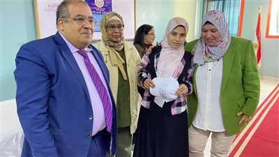 السلوكيات الايجابية لتقليل الانبعاثات وتخفيف اثار التغيرات المناخية في ندوة بالسويس 