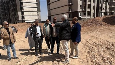 رئيس  جهاز ملوي الجديدة يتفقد مرافق قطع أراضي الإسكان المتميز ومشروع جنة