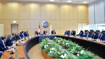 وزير النقل يترأس الجمعية العمومية لشركة الجسر العربي للملاحة بحضور نظيرته الأردنية