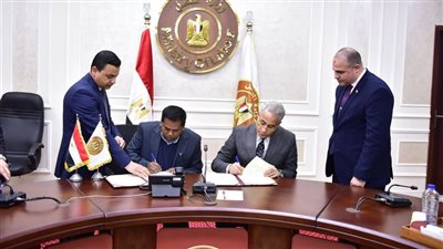 وزير العمل يُعلن عن دورات تدريب مهني بالمجان للشباب في معهد الساليزيان الإيطالي