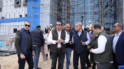 وزير الصحة يتفقد المستشفى الجديد بمدينة العبور ويشدد على سرعة الانتهاء من الأعمال الإنشائية