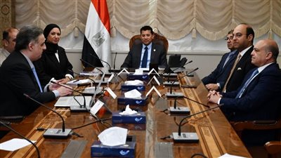 وزير الرياضة يبحث آليات تدشين منظومة التقييم والمتابعة لمشروعات وبرامج الوزارة