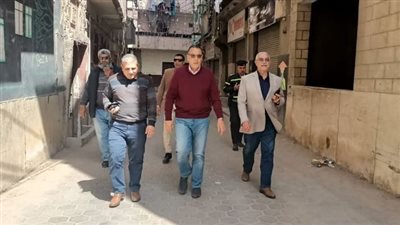 بتكلفه 4 مليون جنيه.. محافظ الشرقية يتفقد أعمال تركيب بلاط الانترلوك بمنطقة لكوظ وقسم حسن صالح 