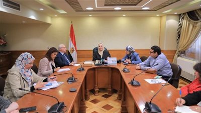 وزيرة التضامن الاجتماعي تلتقي مدير المكتب القطري لبرنامج الأغذية العالمي بمصر