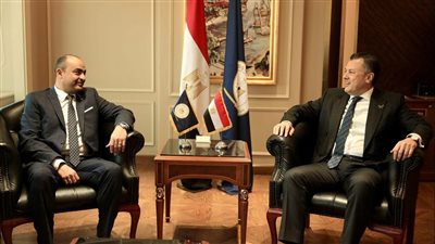 وزير السياحة والآثار يستقبل الأمين العام للمجلس الأعلى للآثار